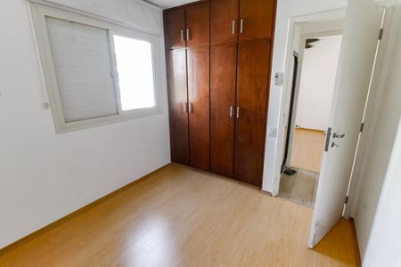 Apartamento à venda com 80m², 3 quartos e 2 vagasQuarto 3