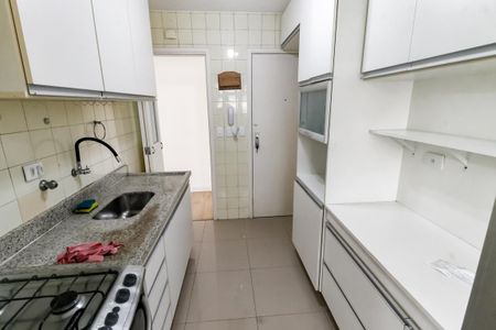 Apartamento à venda com 80m², 3 quartos e 2 vagasCozinha - Armários