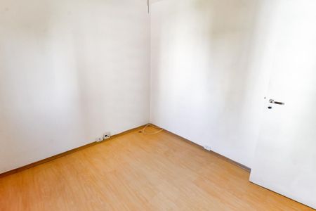 Apartamento à venda com 80m², 3 quartos e 2 vagasQuarto 2