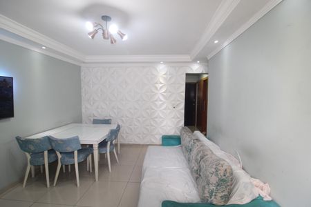 Apartamento à venda com 70m², 2 quartos e 1 vagaSala