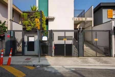 Apartamento à venda com 48m², 2 quartos e 1 vaga Apartamento à venda com 48m², 2 quartos e 1 vagaFachada