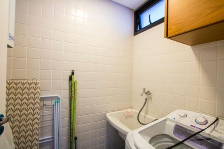 Apartamento à venda com 48m², 2 quartos e 1 vaga Apartamento à venda com 48m², 2 quartos e 1 vagaÁrea de serviço