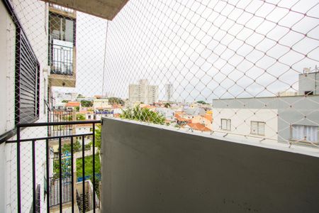 Varanda da sala de apartamento para alugar com 2 quartos, 48m² em Vila Valparaíso, Santo André