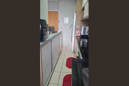 Cozinha de apartamento à venda com 3 quartos, 67m² em Parque Oeste Industrial, Goiânia