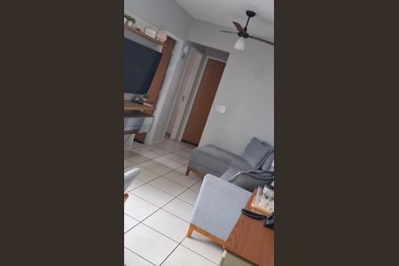 Sala de apartamento à venda com 3 quartos, 67m² em Parque Oeste Industrial, Goiânia