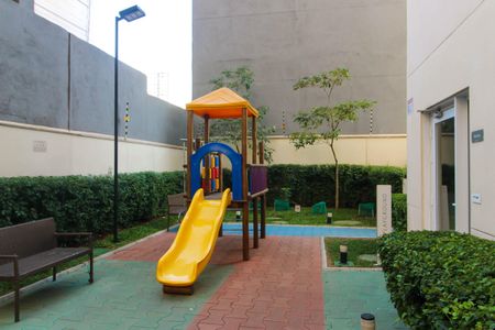 Apartamento para alugar com 32m², 1 quarto e sem vagaPlayground