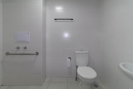 Studio à venda com 26m², 1 quarto e sem vaga Studio à venda com 26m², 1 quarto e sem vagaBanheiro