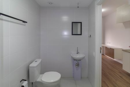 Studio à venda com 26m², 1 quarto e sem vaga Studio à venda com 26m², 1 quarto e sem vagaBanheiro