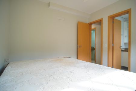 Apartamento para alugar com 72m², 2 quartos e 1 vagaSuíte