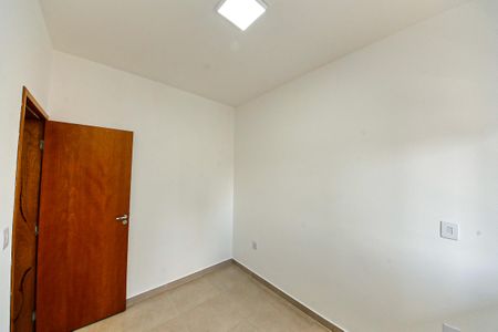 Quarto 2 de apartamento para alugar com 1 quarto, 31m² em Vila Prudente, São Paulo