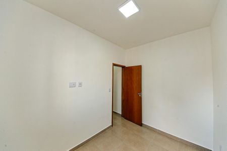 Quarto 2 de apartamento para alugar com 1 quarto, 31m² em Vila Prudente, São Paulo