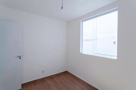 Apartamento à venda com 89m², 2 quartos e 1 vagaQuarto 2