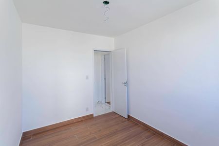 Apartamento à venda com 74m², 3 quartos e 1 vagaSuíte 