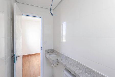Apartamento à venda com 74m², 3 quartos e 1 vagaBanheiro da suíte 
