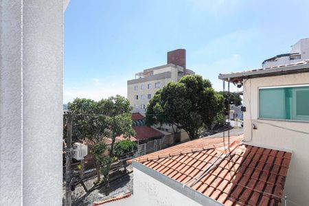 Apartamento à venda com 94m², 2 quartos e 2 vagasQuarto 1 - Vista