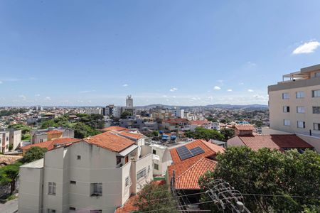 Apartamento à venda com 94m², 2 quartos e 2 vagasCobertura - Vista