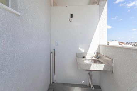 Apartamento à venda com 94m², 2 quartos e 2 vagasCobertura - Área de serviço 