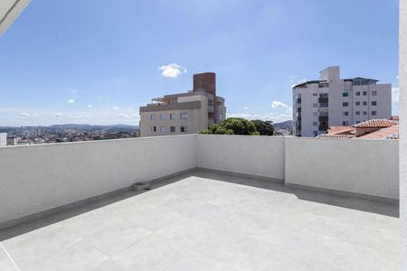 Apartamento à venda com 94m², 2 quartos e 2 vagasCobertura