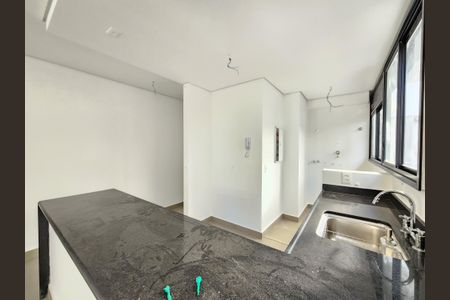 Apartamento à venda com 184m², 2 quartos e 2 vagasCozinha
