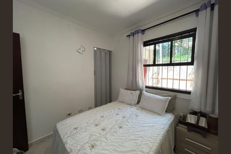 Casa à venda com 90m², 4 quartos e 5 vagas Casa à venda com 90m², 4 quartos e 5 vagasSuíte