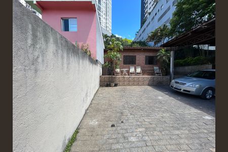 Casa à venda com 90m², 4 quartos e 5 vagas Casa à venda com 90m², 4 quartos e 5 vagasGaragem