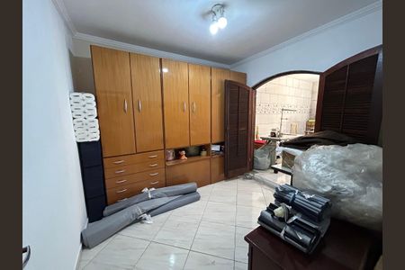 Casa à venda com 90m², 4 quartos e 5 vagas Casa à venda com 90m², 4 quartos e 5 vagasQuarto 2