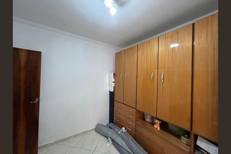 Casa à venda com 90m², 4 quartos e 5 vagas Casa à venda com 90m², 4 quartos e 5 vagasQuarto 2