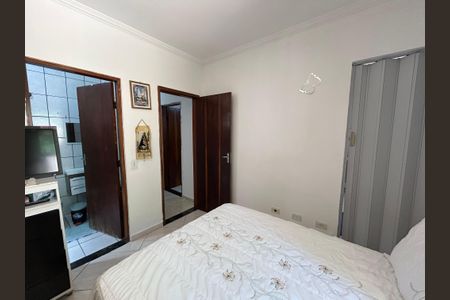 Casa à venda com 90m², 4 quartos e 5 vagas Casa à venda com 90m², 4 quartos e 5 vagasSuíte