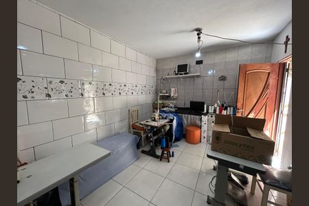 Casa à venda com 90m², 4 quartos e 5 vagas Casa à venda com 90m², 4 quartos e 5 vagasQuarto de Serviço