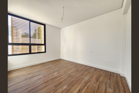 Apartamento à venda com 131m², 2 quartos e 3 vagasSuíte 1