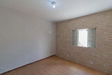 Quarto 1 de casa para alugar com 1 quarto, 40m² em Jardim Santa Maria, São Paulo