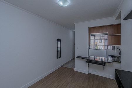 Apartamento à venda com 60m², 1 quarto e sem vagasala com mesa de escritório_6