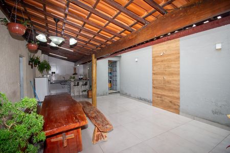 Casa à venda com 232m², 3 quartos e 2 vagasÁrea gourmet