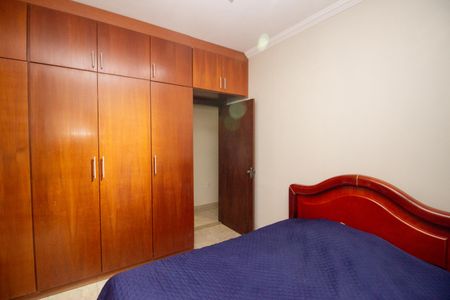 Casa à venda com 232m², 3 quartos e 2 vagasQuarto 1