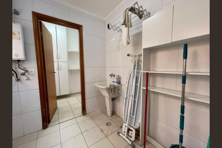 Apartamento à venda com 216m², 4 quartos e 3 vagasÁrea de Serviço