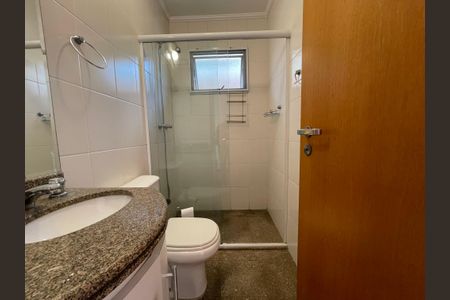 Apartamento à venda com 216m², 4 quartos e 3 vagasBanheiro da Suíte 3