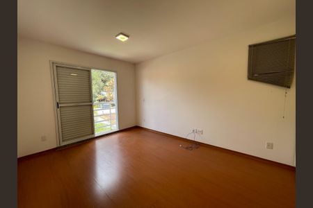 Apartamento à venda com 216m², 4 quartos e 3 vagasSuíte 2
