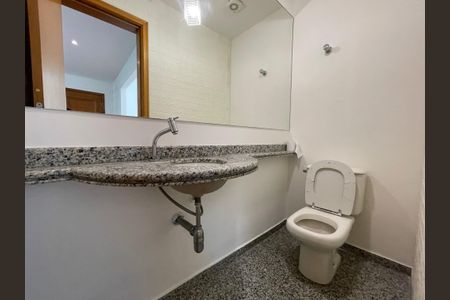 Apartamento à venda com 216m², 4 quartos e 3 vagasLavabo