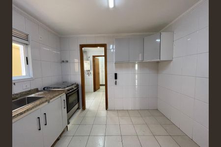 Apartamento à venda com 216m², 4 quartos e 3 vagasCozinha