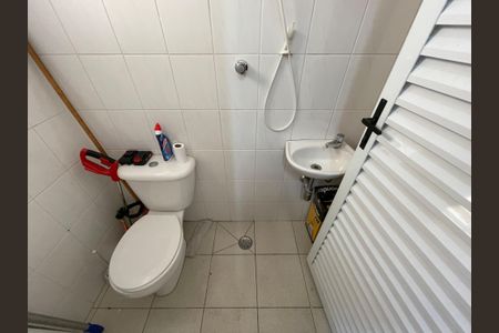 Apartamento à venda com 216m², 4 quartos e 3 vagasBanheiro de Serviço