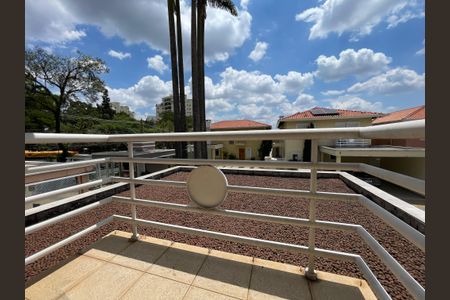 Apartamento à venda com 216m², 4 quartos e 3 vagasVaranda da Suíte 3