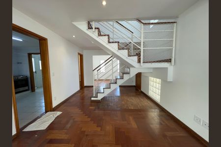 Apartamento à venda com 216m², 4 quartos e 3 vagasSala