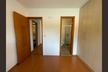 Apartamento à venda com 216m², 4 quartos e 3 vagasSuíte 1