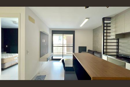 Sala de apartamento para alugar com 1 quarto, 50m² em Pinheiros, São Paulo