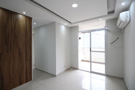 Sala de apartamento à venda com 2 quartos, 50m² em Anil, Rio de Janeiro