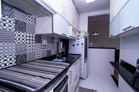 Apartamento à venda com 51m², 2 quartos e 1 vagaCozinha