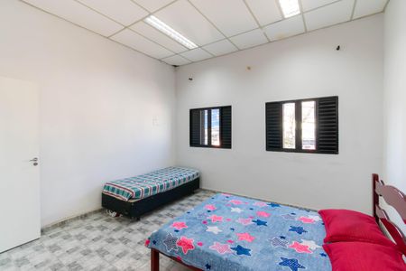 Casa para alugar com 50m², 2 quartos e sem vagaQuarto