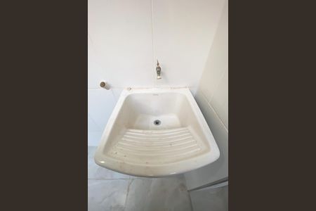 Apartamento à venda com 109m², 3 quartos e sem vaga Apartamento à venda com 109m², 3 quartos e sem vagaLavanderia
