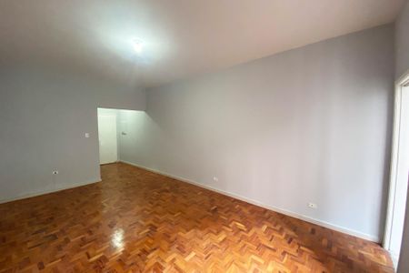 Apartamento à venda com 109m², 3 quartos e sem vaga Apartamento à venda com 109m², 3 quartos e sem vagaSala