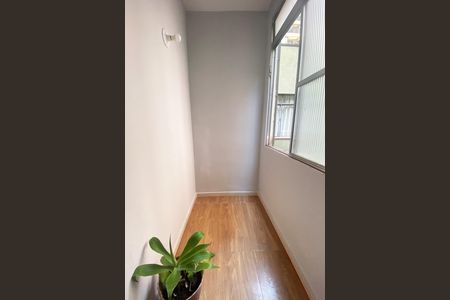 Apartamento à venda com 109m², 3 quartos e sem vaga Apartamento à venda com 109m², 3 quartos e sem vagaCorredor